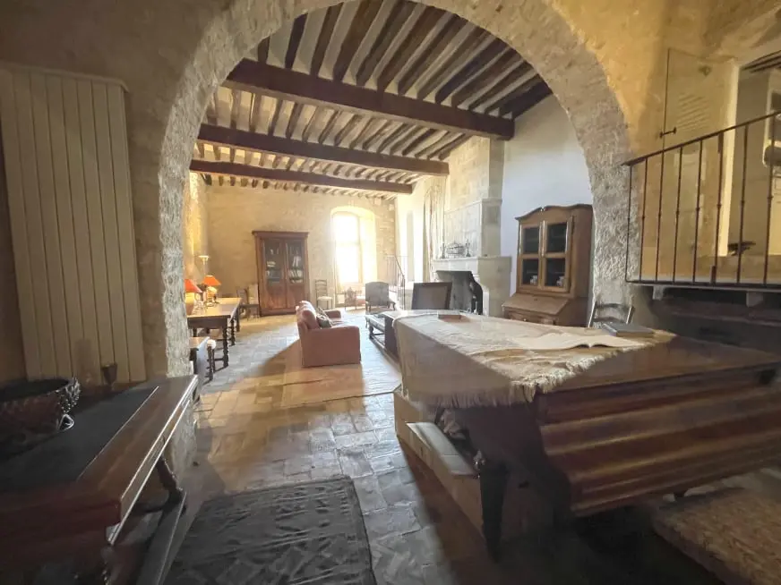 La maison des remparts à saint saturnin les apt